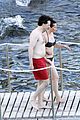 felicity-honeymoon2