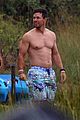 mark-shirtless