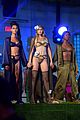 hadid-rihannashow