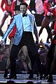 hugh-performs