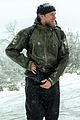 hunnam-snow