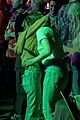 kstew-kissing