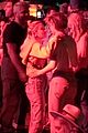 kstew-kissing