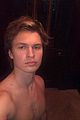 elgort-selfies2