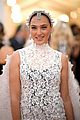 gadot-met19