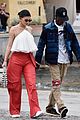 kylie-shopping
