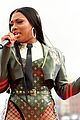 megan-performing-vmas