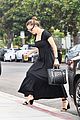 jen-garner-black-dress