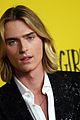 tall-premiere