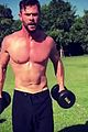 hemsworth-shirtlessvid