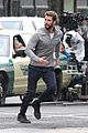 liam-hemsworth-hit-by-taxi-1