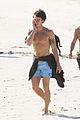 mendes-shirtless