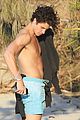 mendes-shirtless