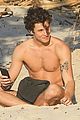 mendes-shirtless