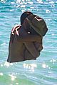 eiza-beachpics