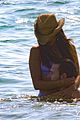 eiza-beachpics