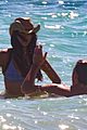 eiza-beachpics