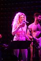 skivvies-concert2