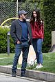 affleck-kissespics2