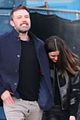 affleck-kisswalk