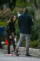 affleck-kisswalk