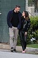 affleck-kisswalk