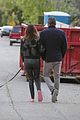 affleck-kisswalk