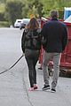 affleck-kisswalk