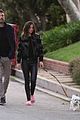 affleck-kisswalk