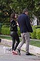 affleck-kisswalk