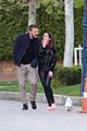 affleck-kisswalk