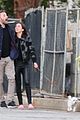 affleck-kisswalk