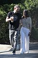 affleck-mornwalk2