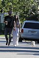 affleck-mornwalk2