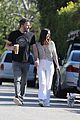 affleck-mornwalk2