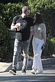 affleck-mornwalk2