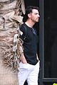 sophie-turner-pregnant-la