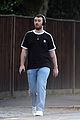 sam-smith-walk