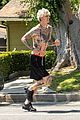 mgk-shirtless