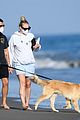 sophie-turner-joe-beach-3