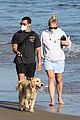 sophie-turner-joe-beach-3