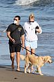 sophie-turner-joe-beach-3