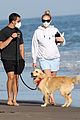 sophie-turner-joe-beach-3