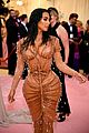 kimk-waist2