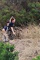 pompeo-hiking2