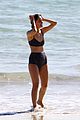 rose-byrne-bikini-3