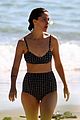 rose-byrne-bikini-3