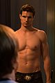 amell-shirtlessbaby
