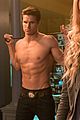 amell-shirtlessbaby
