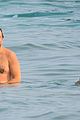 sudeikis-beachpics